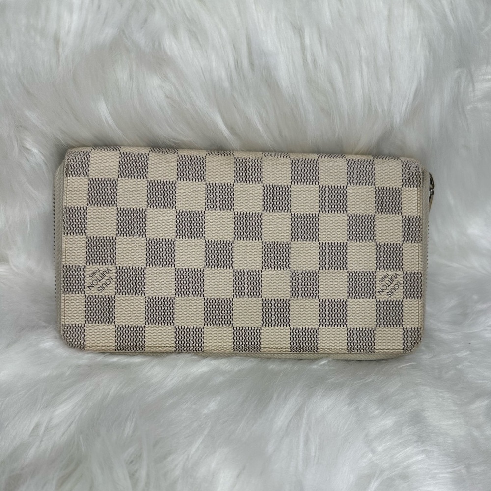 💯 Authentic Louis Vuitton Zippy Organizer Azur